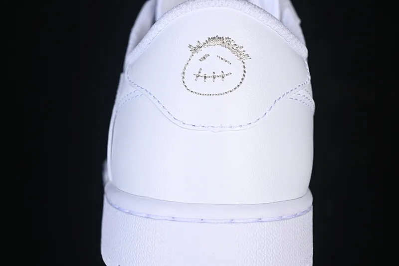 All categories Air Jordan Jordan series basketball shoes Air Jordan 1 Low foreign trade version Travis Scott x Fragment Design x Air Jordan 1 Low OG SP AJ1 Joe 1 family and friends limited pure white low-top cultural casual sneakers TD1228-111